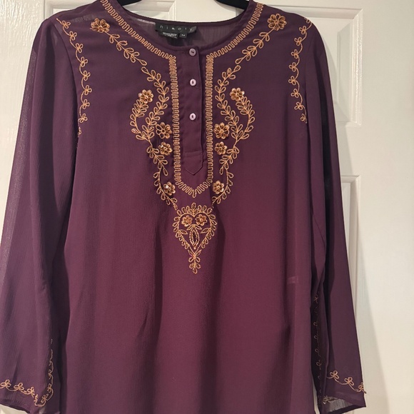 Burgundy floral embroidered long sleeve top - Picture 1 of 5